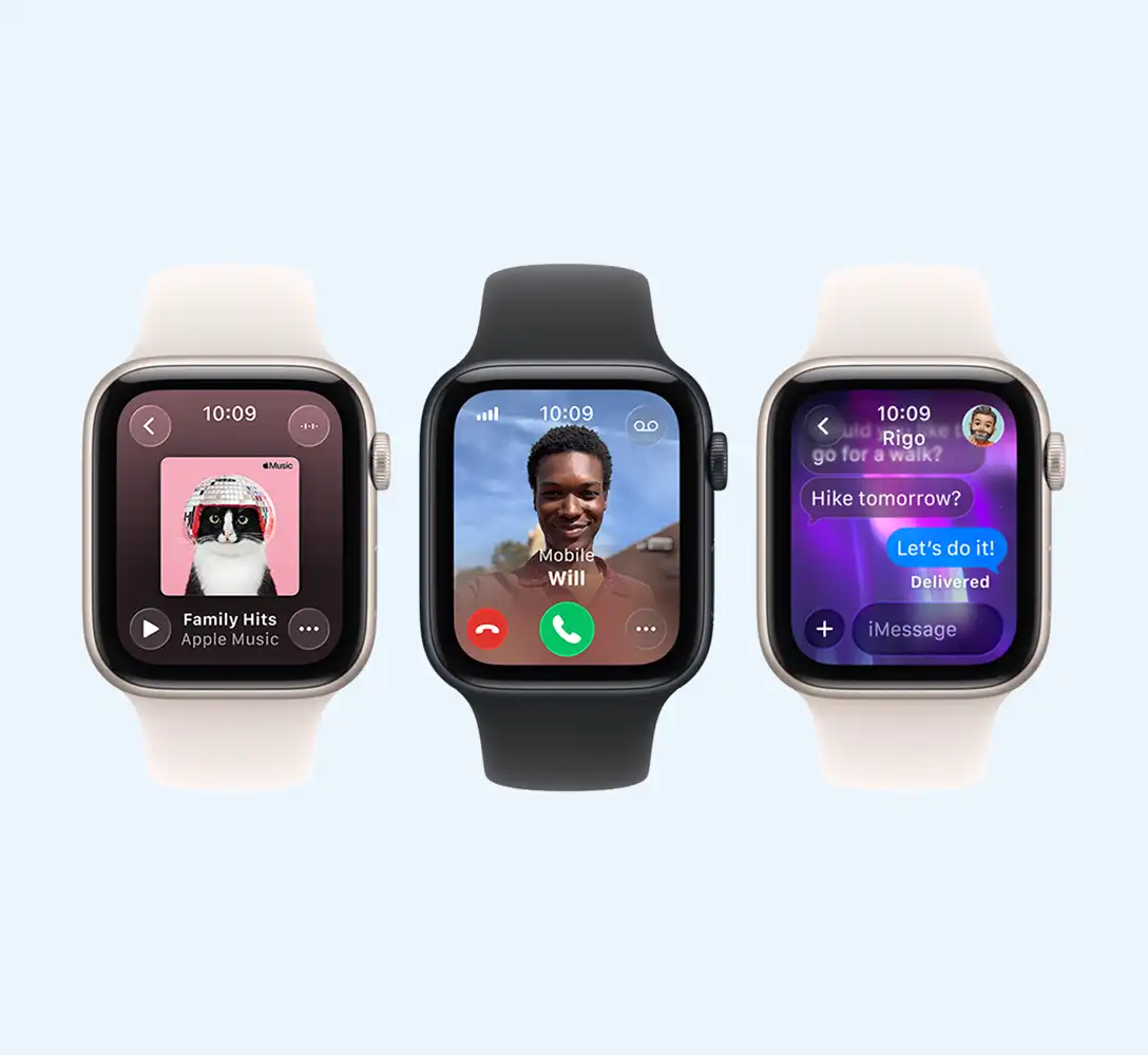 Három Apple Watch, egyik kijelzőn zenehallgatás, a másikon hívás, a harmadikon pedig üzenetküldés látható.