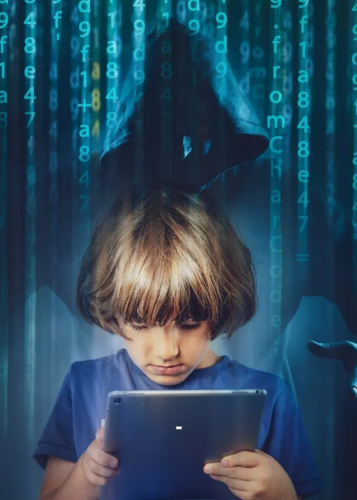 Gyermek tabletet használ, felette kapucnis árnyékfigurával, ami online veszélyre utal. Online biztonság, gyermek, tablet, veszély, internet, tudatosság.